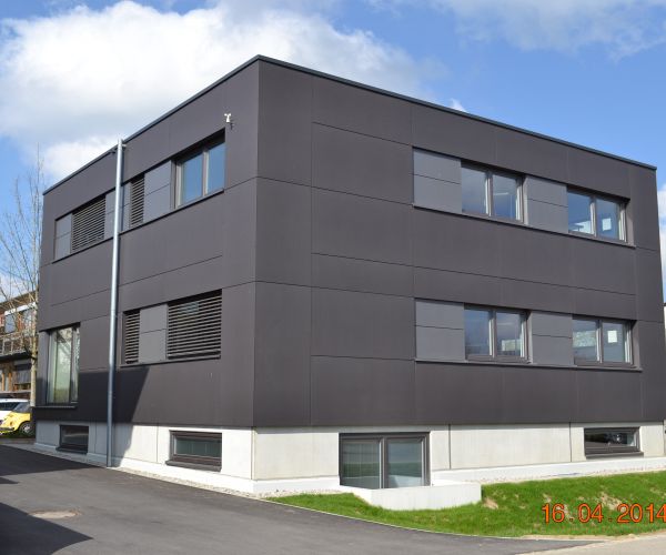 GEWERBEBAU